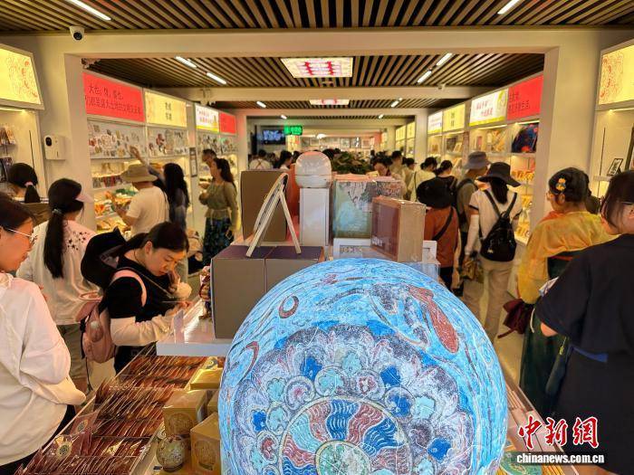 主题文创产品拥抱新潮流吸引年轻人开元棋牌